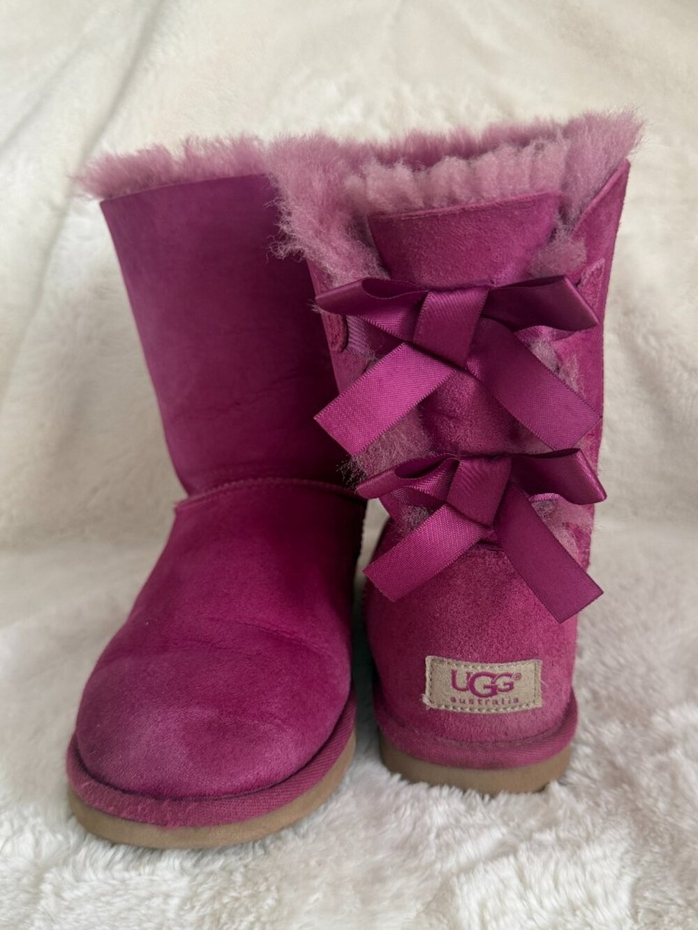 UGG Bailey Bow II Women's Hot Pink Boots S/N 1002954 Size: 6